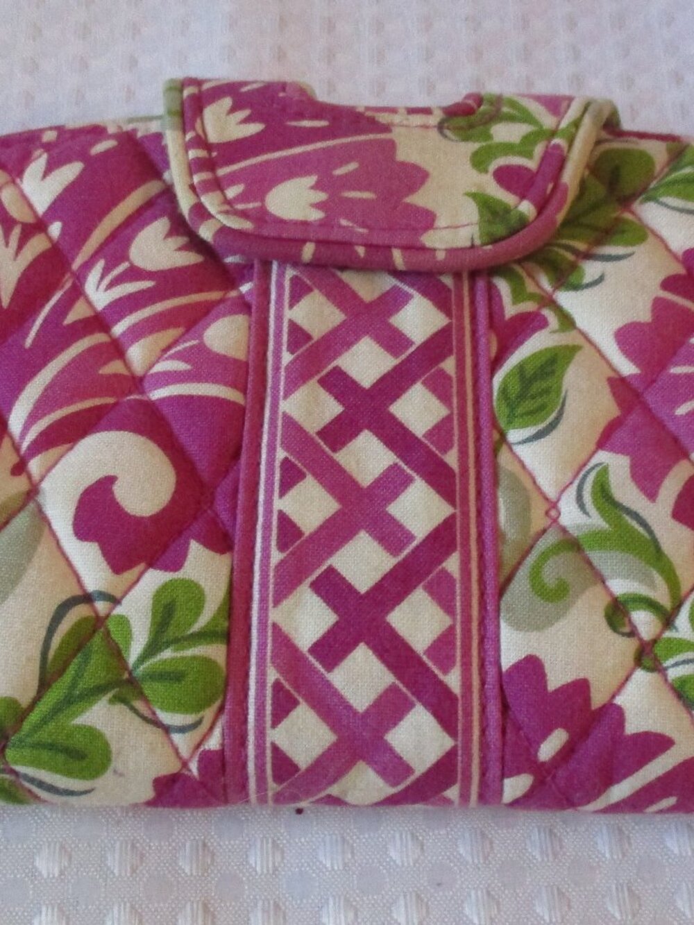 Vera Bradley Quilted Kiss 'N Snap Multicolor Paisley Print Folding Clutch/Wallet